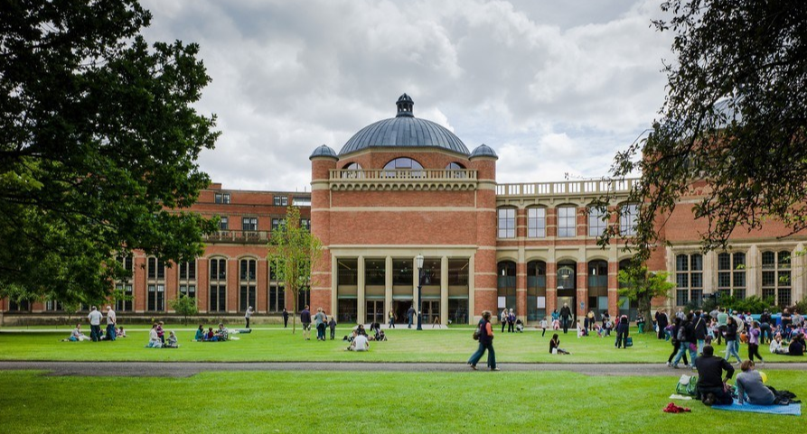 棒！英国大学就业力排行榜出炉，Ta碾压曼大跃居第一！
