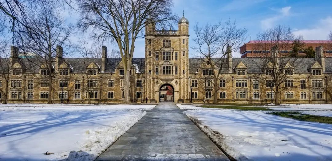 全美最有钱的10所大学！既然都这么壕了，学费考虑降点嘛？！