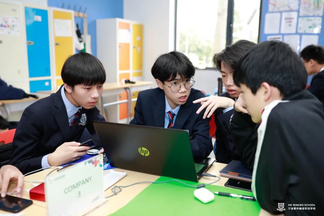 连续三届，赫德学子申请香港大学的成功率为100%！