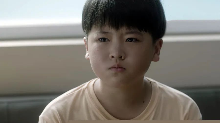 孩子被老师指着脸骂“蠢”，你是家长你忍得了吗？